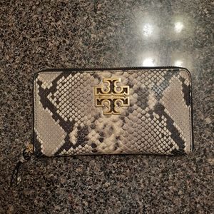 COPY - Tory Burch Britten Zip Continental Snakesk…